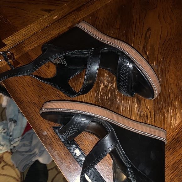 Vince Camuto shoes - Picture 4 of 5